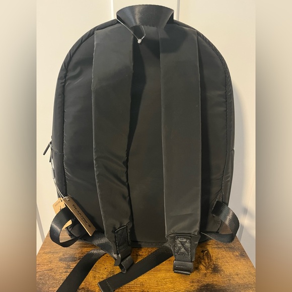 BearPaw Black Quilted Bag - Picture 2 of 8